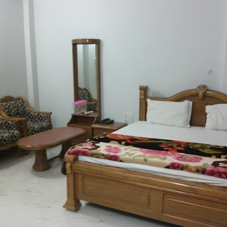 Dynasty Guest House Varanasi Ngoại thất bức ảnh