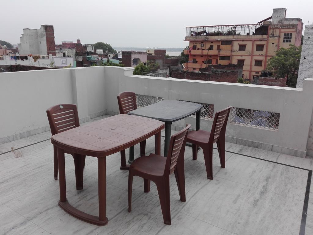 Dynasty Guest House Varanasi Ngoại thất bức ảnh